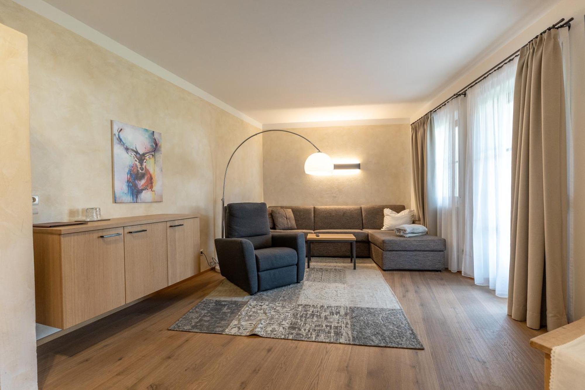 Der Unterwirt Guesthouse And Restaurant Киуза Екстериор снимка