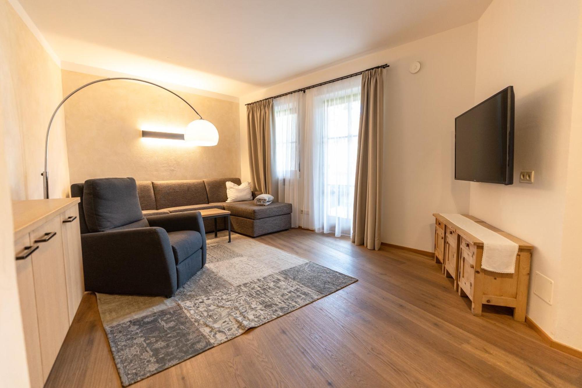 Der Unterwirt Guesthouse And Restaurant Киуза Екстериор снимка