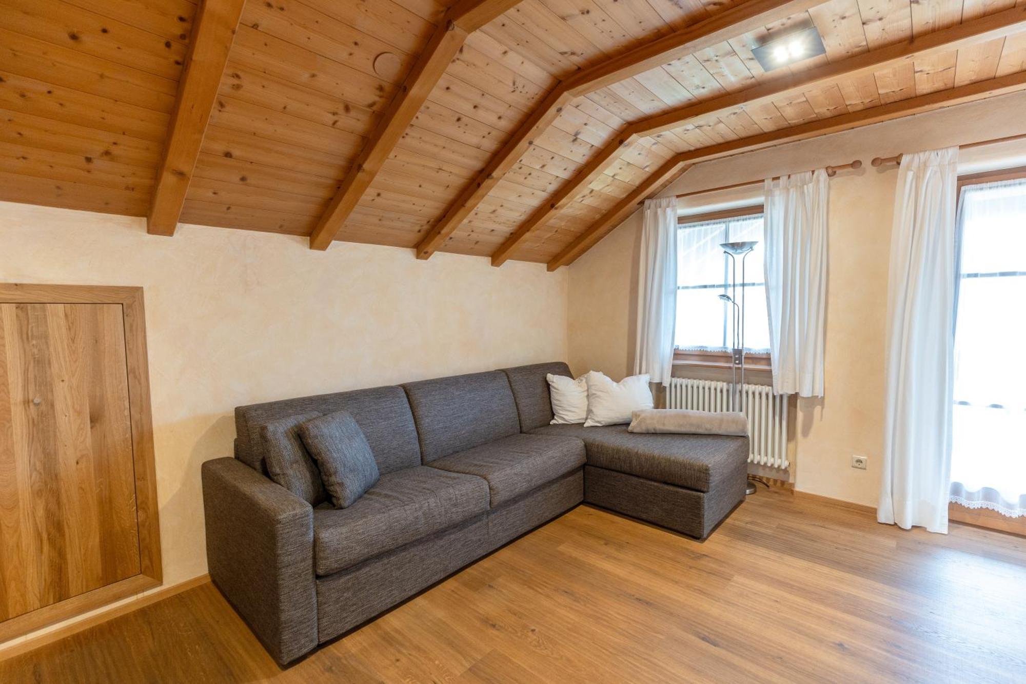 Der Unterwirt Guesthouse And Restaurant Киуза Екстериор снимка