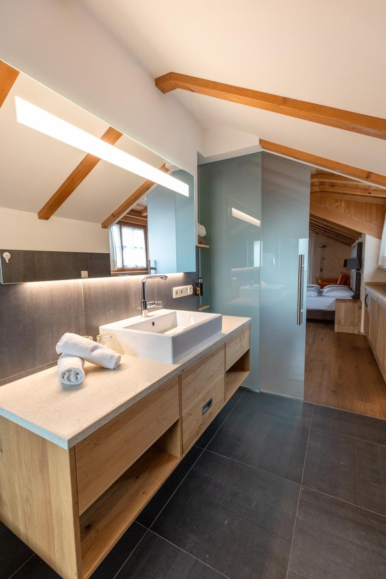 Der Unterwirt Guesthouse And Restaurant Киуза Екстериор снимка